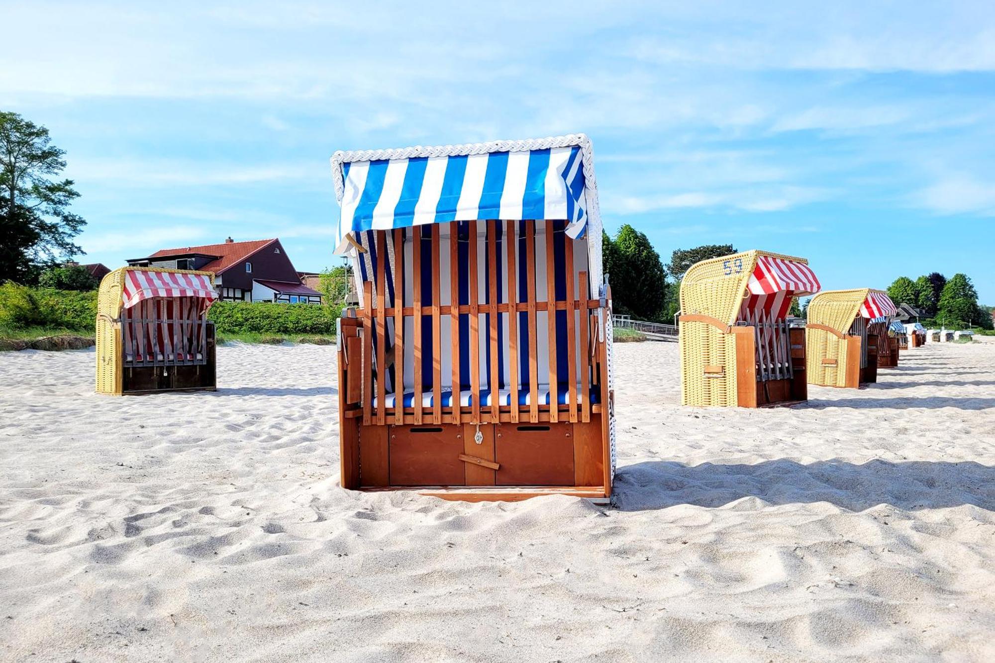 Nur 7 Gehminuten Zum Strand, Sehr Hochwertige Ferienwohnung Mit Terrasse In Ruhiger Lage, Inklusive Parkplatz Und Fahrradunterstellplatz Laesst Keine Wuensche Offen Шарбойц Экстерьер фото